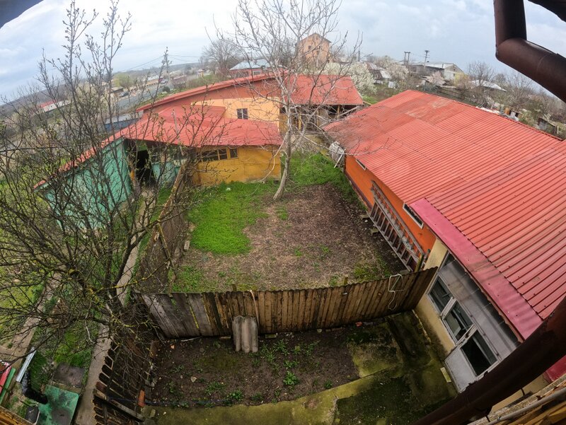 Daia, la doar 50 km de Bucuresti, casa solida de vis