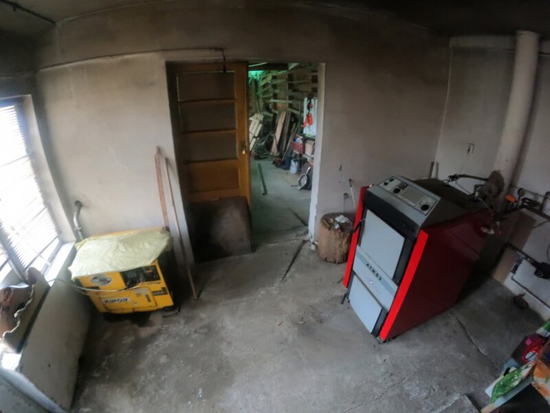 Daia, la doar 50 km de Bucuresti, casa solida de vis